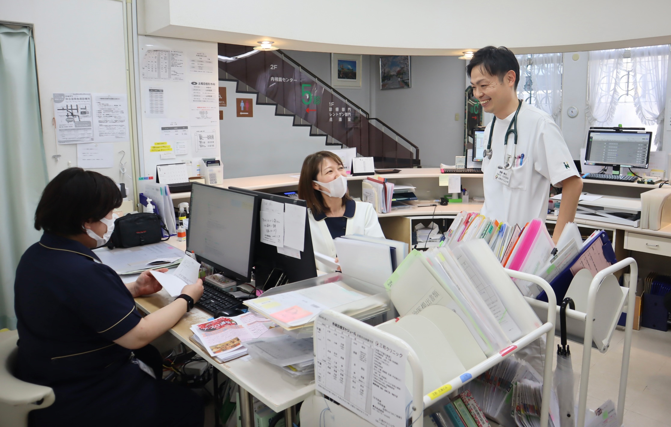 豊國先生と事務スタッフさん